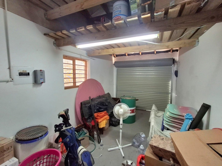 2 Bedroom Property for Sale in Jeffreys Bay Central Eastern Cape